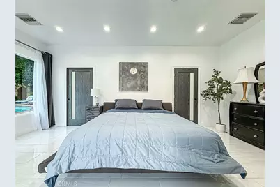 23254 Hatteras, Woodland Hills, CA 91367 - Photo 23