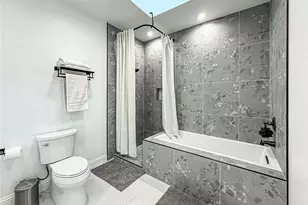 23254 Hatteras, Woodland Hills, CA 91367 - Photo 23