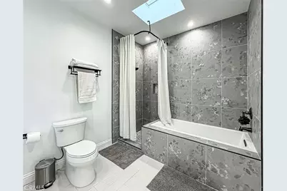 23254 Hatteras, Woodland Hills, CA 91367 - Photo 27