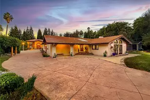 23254 Hatteras, Woodland Hills, CA 91367 - Photo 5