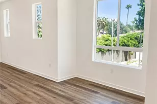 9425 1/2 N Sepulveda Blvd, North Hills, CA 91343 - Photo 11