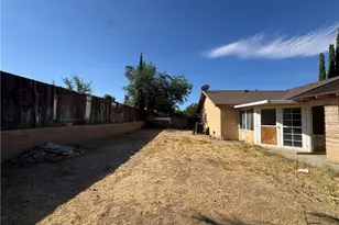 37736 Janus Dr, Palmdale, CA 93550 - Photo 11