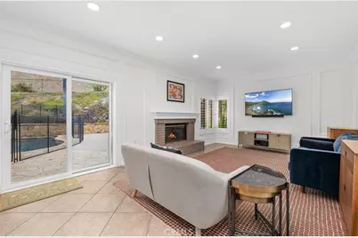 22241 Dardenne Street, Calabasas, CA 91302 - Photo 17