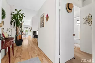 24028 Gamble House Ct, Valencia, CA 91355 - Photo 5