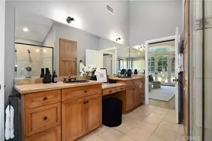 20367 Lander Dr, Woodland Hills, CA 91364 - Photo 27