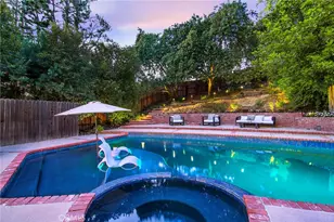 20367 Lander Dr, Woodland Hills, CA 91364 - Photo 55