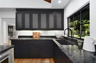 20367 Lander Dr, Woodland Hills, CA 91364 - Photo 9