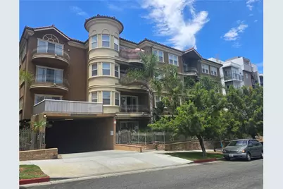 917 S New Hampshire #301, Los Angeles, CA 90006 - Photo 1