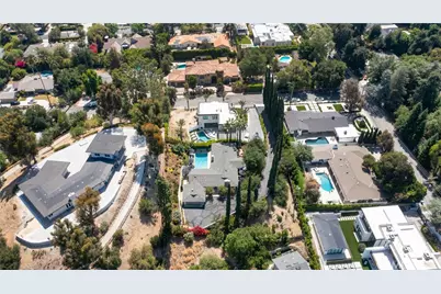 5117 Lubao Avenue, Woodland Hills, CA 91364 - Photo 3