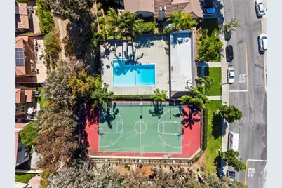 19849 Collins, Canyon Country, CA 91351 - Photo 35