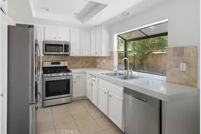 15247 Monroe Avenue, Moorpark, CA 93021 - Photo 11