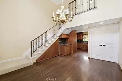 6121 Shoup Avenue #6, Woodland Hills, CA 91367 - Photo 11