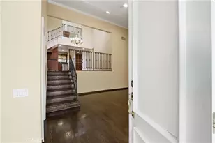 6121 Shoup Ave, Woodland Hills, CA 91367 - Photo 5
