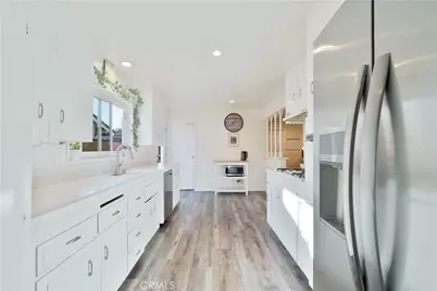 6155 Goshen Avenue, Simi Valley, CA 93063 - Photo 19