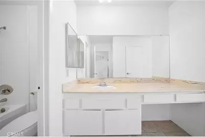23515 Lyons #261, Valencia, CA 91355 - Photo 17