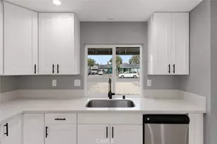 40245 176th, Lake Los Angeles, CA 93591 - Photo 11