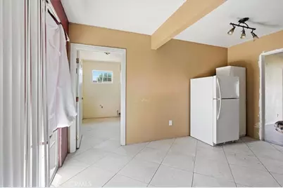 32857 Avenue E, Yucaipa, CA 92399 - Photo 9