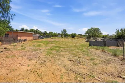 32857 Avenue E, Yucaipa, CA 92399 - Photo 29