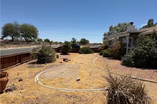 11540 E Ave R-2, Littlerock, CA 93543 - Photo 5