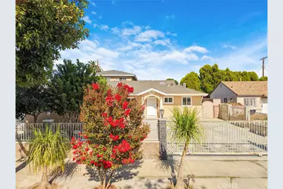 8012 Hesperia, Reseda, CA 91335 - Photo 35