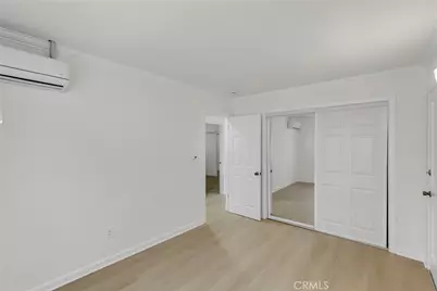 8012 Hesperia, Reseda, CA 91335 - Photo 15