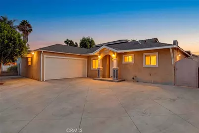 8012 Hesperia, Reseda, CA 91335 - Photo 1