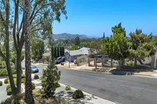 13724 Linfield, Sylmar, CA 91342 - Photo 31