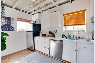 2405 Abbot Kinney, Los Angeles, CA 90291 - Photo 23