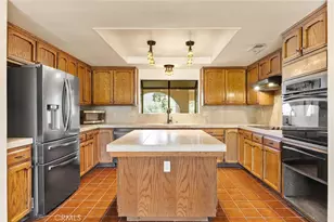 23921 Parke Ct, Tehachapi, CA 93561 - Photo 13