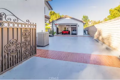 586 Valley Gate Rd, Simi Valley, CA 93065 - Photo 57