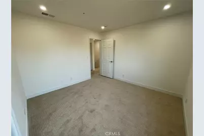 9400 Aqueduct Avenue, North Hills, CA 91343 - Photo 27