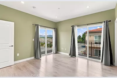 15340 Lassen, Los Angeles, CA 91345 - Photo 19