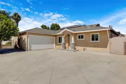 8012 Hesperia, Reseda, CA 91335 - Photo 5