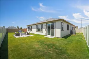 3230 Emerald Ln, Lancaster, CA 93535 - Photo 27