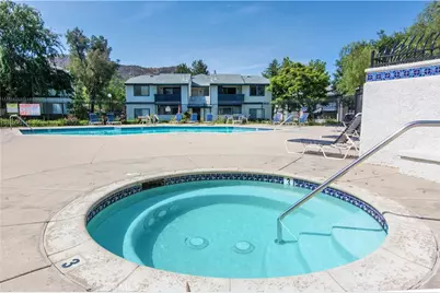 27646 Susan Beth Way #C, Saugus, CA 91350 - Photo 25
