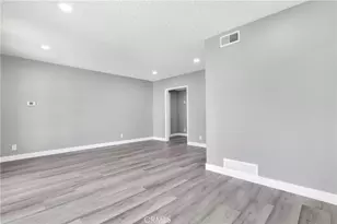 18234 Sugarman St, Tarzana, CA 91356 - Photo 15