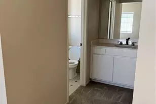 18107 Erik Ct, Canyon Country, CA 91387 - Photo 15