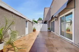 18134 Killion St, Tarzana, CA 91356 - Photo 35