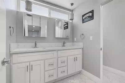 18134 Killion Street #4, Tarzana, CA 91356 - Photo 27