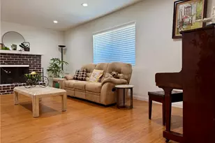 9621 Jumilla, Chatsworth, CA 91311 - Photo 5
