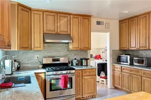 9621 Jumilla, Chatsworth, CA 91311 - Photo 13
