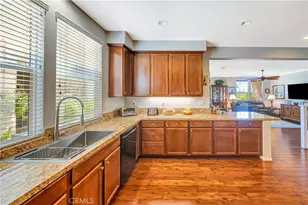 28606 Pietro, Valencia, CA 91354 - Photo 15