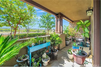 28606 Pietro, Valencia, CA 91354 - Photo 45