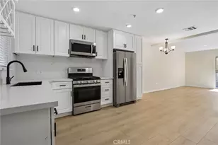 14618 Gilmore St, Van Nuys, CA 91411 - Photo 3