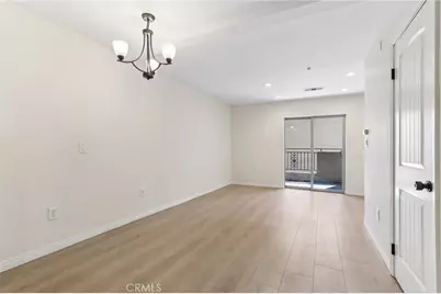14618 Gilmore Street #16, Van Nuys, CA 91411 - Photo 7