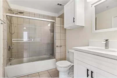 14618 Gilmore Street #16, Van Nuys, CA 91411 - Photo 15