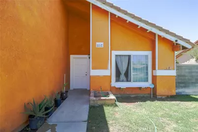 38605 Bitter Root, Palmdale, CA 93550 - Photo 3