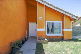 38605 Bitter Root, Palmdale, CA 93550 - Photo 3