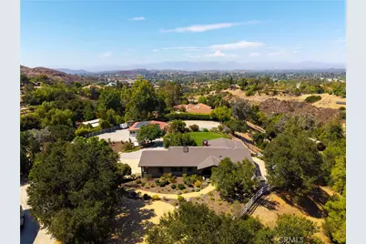 196 Colt Lane, Thousand Oaks, CA 91361 - Photo 1