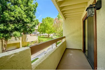 27907 Tyler #713, Canyon Country, CA 91387 - Photo 11